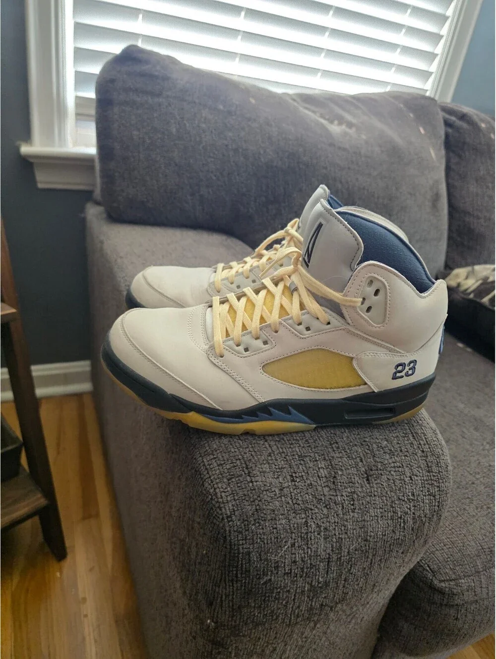 Jordan 5 A Ma Maniere “Dawn”  Men's 11